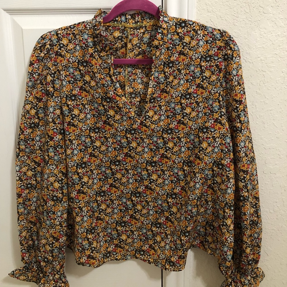 fall blouse🍂 - Picture 5 of 5